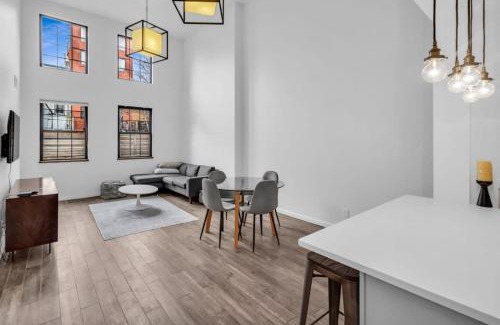 Gowanus Apartment | Stylish 2BR Loft - Carroll Gardens - Prime area