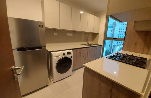 Colombo 02 Apartment | Stylish 2Br oasis: lake, lotus tower and skyline views