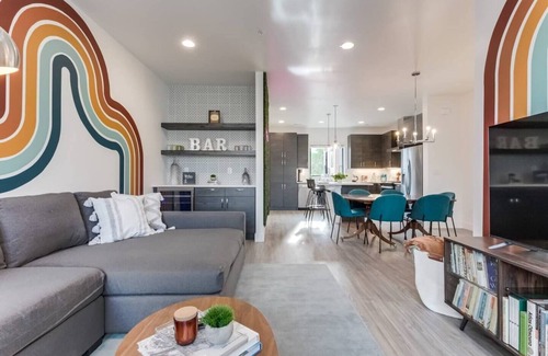 Berkley House | Stylish 2BR Retreat! Rooftop Views & Cozy Vibes!