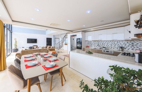 Kas Villa | Stylish 4BR Villa in Antalya – Perfect Holiday Retreat Near Beach & Nature