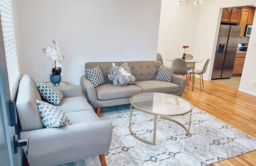 Tarzana House | Stylish and Charming House with Private Backyard, Deck & Patio