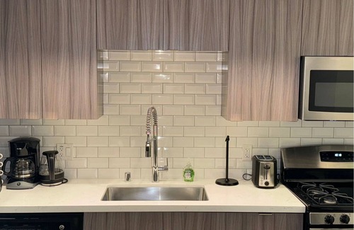 Atwater Village Apartment | Stylish and Elegant