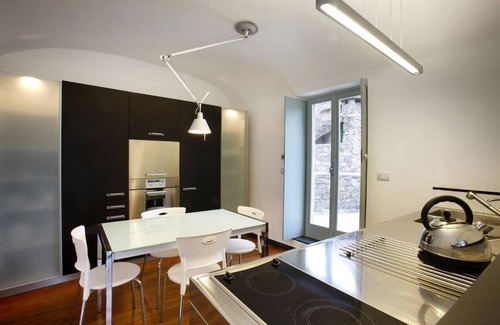 Castelbianco Apartment | Stylish apartments in the heart of the medieval village of Colletta