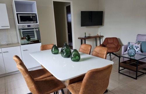 Brievengat Apartment | Stylish apartment w/pool located in peaceful neighbourhood