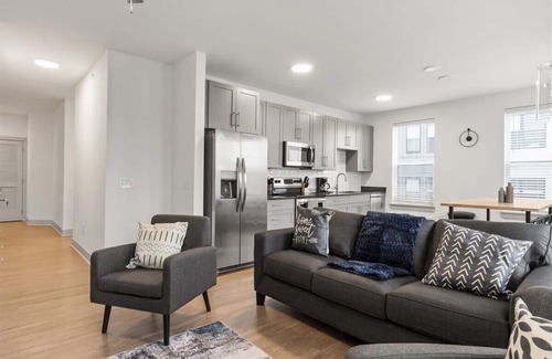East Walnut HIlls Apartment | Stylish apartments near shops and entertainment