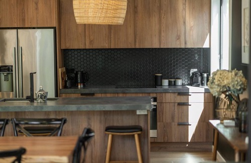 Arrowtown House | Stylish Arrowtown Home-fabulous location + comfort