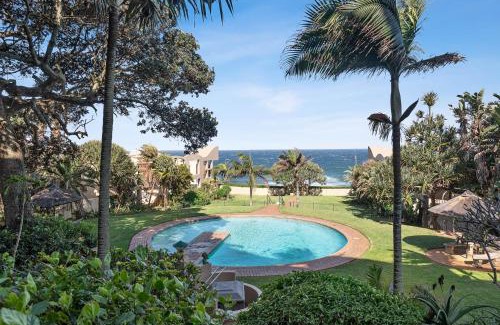Selection Beach Apartment | Stylish Beachscape in Umdloti