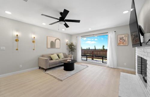Bay Park Apartment | Stylish & Bright 5 Star Location Ocean View Queen Beds