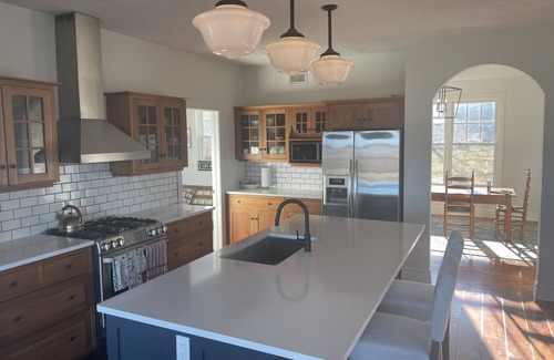 Meaford House | Stylish Capecod Country Villa on 35 beautiful acres