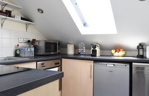 Leamington Spa Apartment | Stylish, comfortable apartment in Leamington Spa