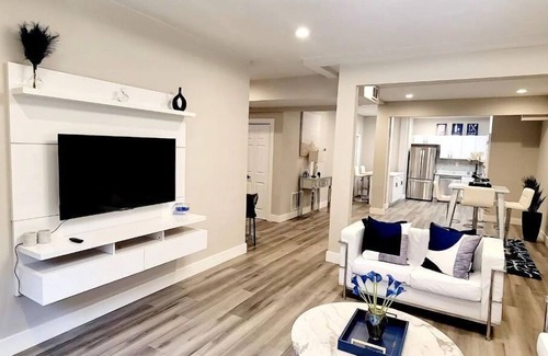 Stone Mountain Apartment | Stylish & Comfortable