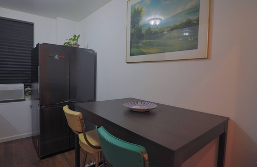 Weehawken Apartment | Stylish Condo 10 Mins From NYC
