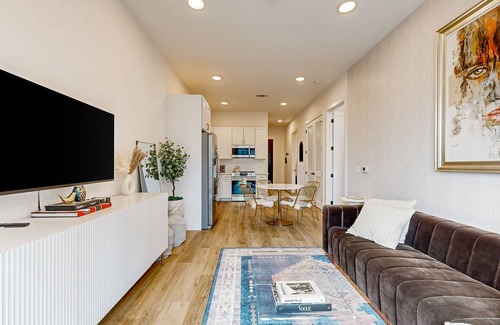 East Nashville Condo | Stylish condo with balcony, high speed internet, W/D and elevator