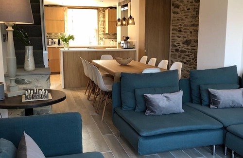 Salcombe Cottage | Stylish Cottage, central location with harbour view and double parking