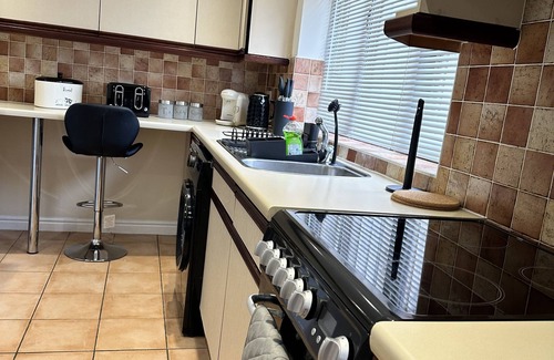 Tean Cottage | Stylish Cottage - Close to Alton Towers - JCB - Thornbury Hall