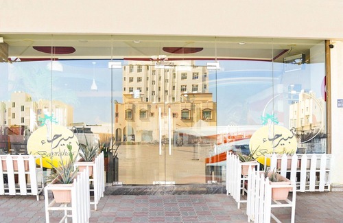 Al Maabilah House | Stylish Deluxe Twin | Central Muscat Stay