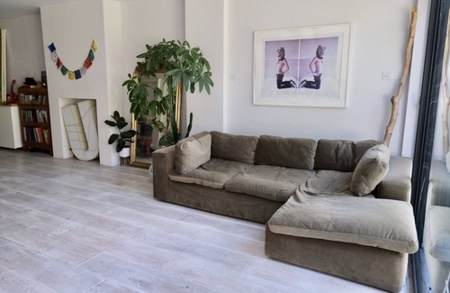 Leabridge House | Stylish Family Home Surrounded By Nature In Urban Cool Oasis Of Hackney
