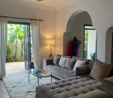Widadiya Asilah Villa | Stylish family sized villa for rent