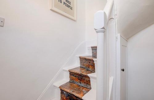 Weavers Apartment | Stylish flat in Shoreditch, Private Roof Terrace