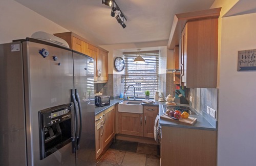 Bowness-on-Windermere House | Stylish 4 bedroomed cottage with games room, 2 minute walk to Bowness high st