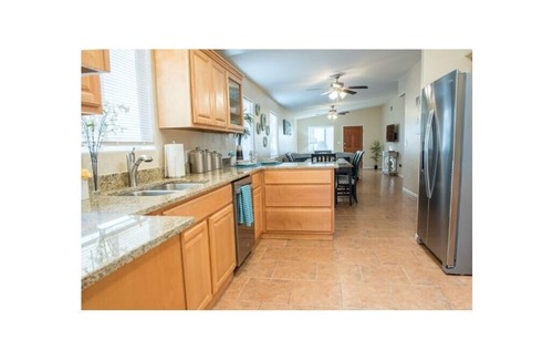 Tucson House | Stylish GEM in the Desert, Entire House near downtown and UofA, 3BR/2BA.
