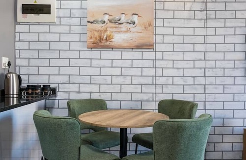 Durban Point Apartment | Stylish Gem in East Point 19