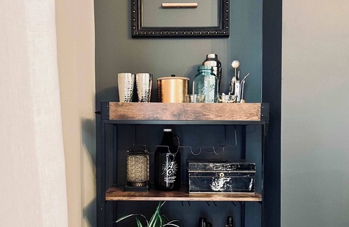Millvale House | Stylish Home Mins from Downtown & Lawrenceville