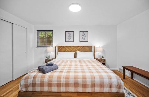 Squirrel Hill South House | Stylish House near Frick Park