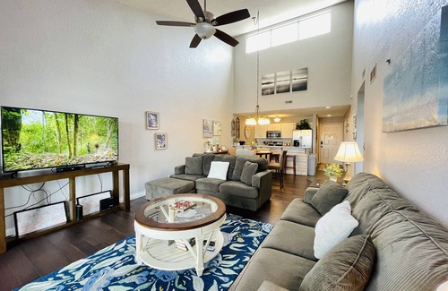 Osage Beach Condo | Stylish Lakefront, King Bed Suite, Sunset View, Pool, Boat Slip, PrivateTopFloor