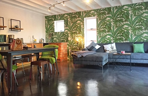 Bloubergstrand Apartment | Stylish Loft with Solar, 2 minutes walk to our sandy white beaches