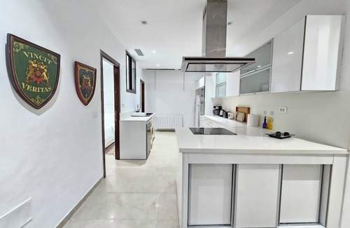 Sidi Daoud Villa | Stylish Luxe House with Garden Marsa