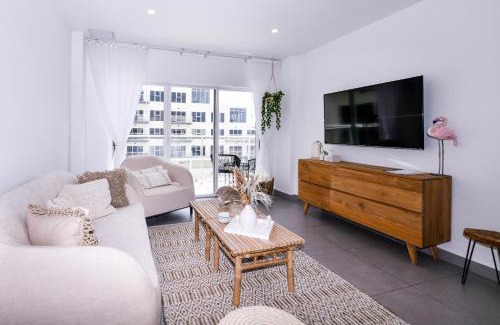 Oranjestad Apartment | Stylish luxury condo, central location, ocean view, pool