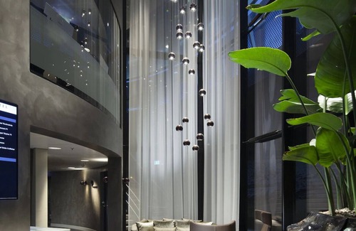 Zuidoost Hotel | Stylish Oasis | Canal Belt, Keukenhof, & De Hoge Dijk Golf Course Nearby