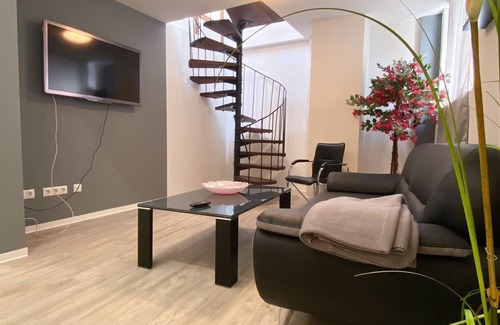 Karlsruhe City Centre Apartment | Stylish private room in the city #4