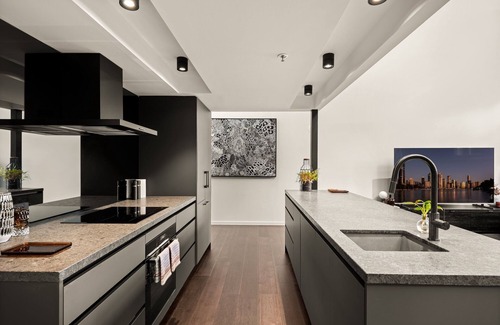 Teneriffe Apartment | Stylish Riverside 2-Bedroom Apartment in Teneriffe
