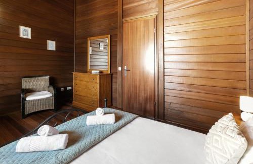 Casais do Rio Villa | Stylish Rustic Villa