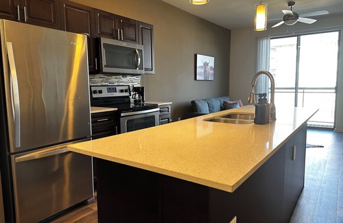 North Burnet Apartment | Stylish stay at the Domain