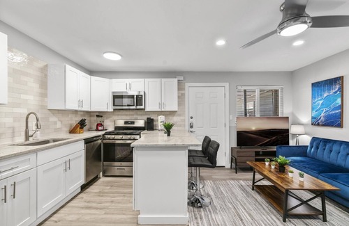 Clarksville Apartment | Stylish Studio Downtown Evonify