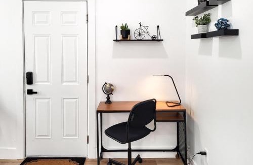 Bristol Apartment | Stylish studio in Bristol, newly renovated!