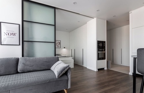 Pervomaysky District Apartment | Stylish studio near the National Library