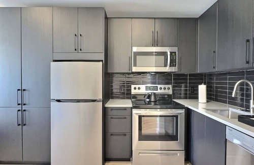 Five Points South Apartment | Stylish Studio | Walk to Food, Bars & Baseball
