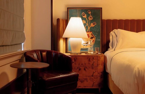 Gateway District Hotel | Stylish Superior Queen Room, Fidelity Hotel, Next to Rocket Mortgage FieldHouse