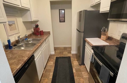 Janesville Apartment | Stylish Two Bedroom Serviced Apartment