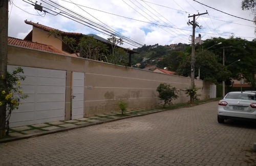 Nogueira House | Sua Casa na Serra