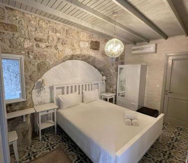 Tokoglu Hotel | Submarin
