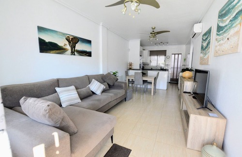 Sucina House | Sucina 2 Bed walking distance of tow