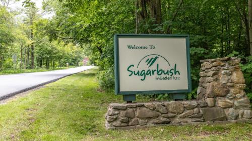 Waitsfield Apartment | Sugarbush Snowside Condo 14
