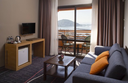 Kusadasi City Centre Hotel | Suhan Seaport Hotel