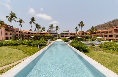 Costa Careyes Apartment | Suite in El Careyes Club & Residences