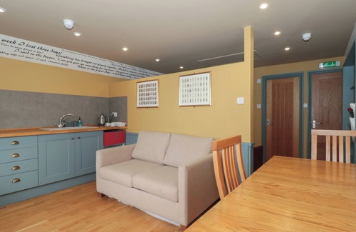 Stroud Cottage | SUITE 2, pet friendly in Whiteshill